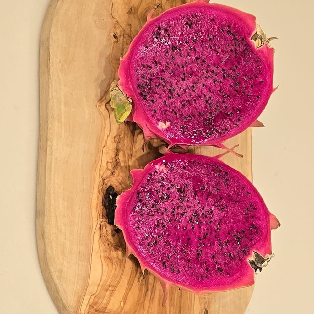 Great Red Dragon Fruit Cutting